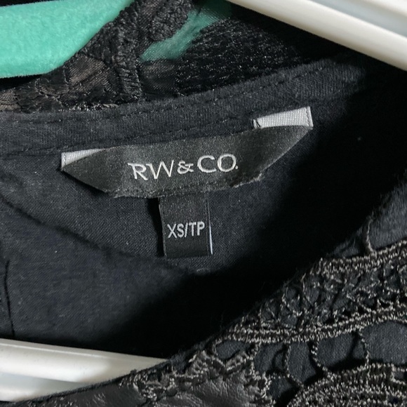 Rw&co dressy top - Picture 4 of 4